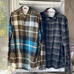Men’s Flannels Size XL